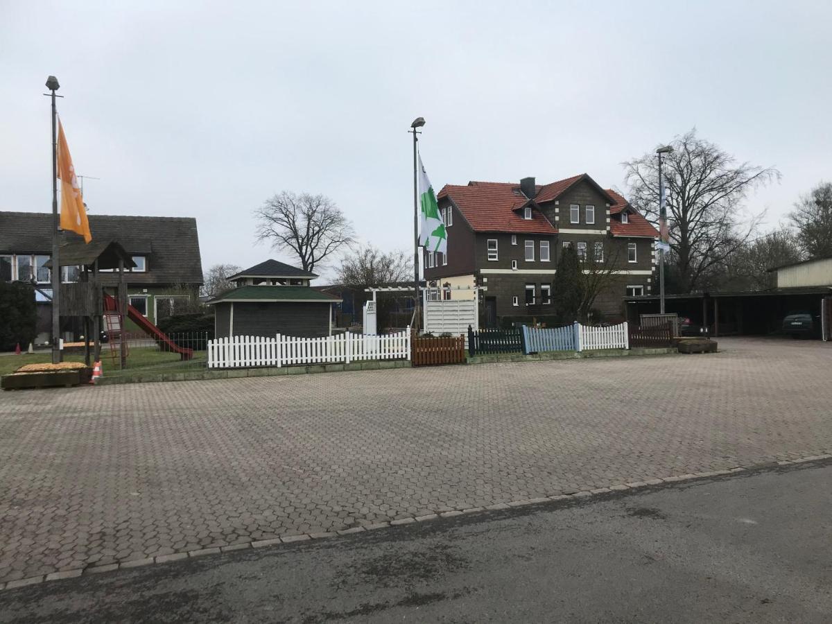 Turmwohnung Im 2 Obergeschoss Deensen Экстерьер фото